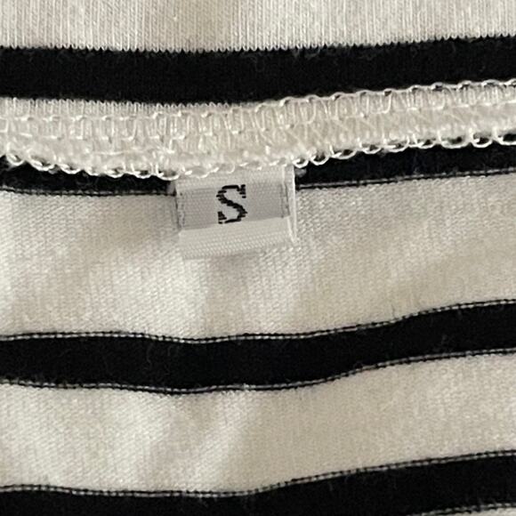 SheIn Cap Sleeves Striped Dress Shirt V Neck Size Small - Picture 5 of 11